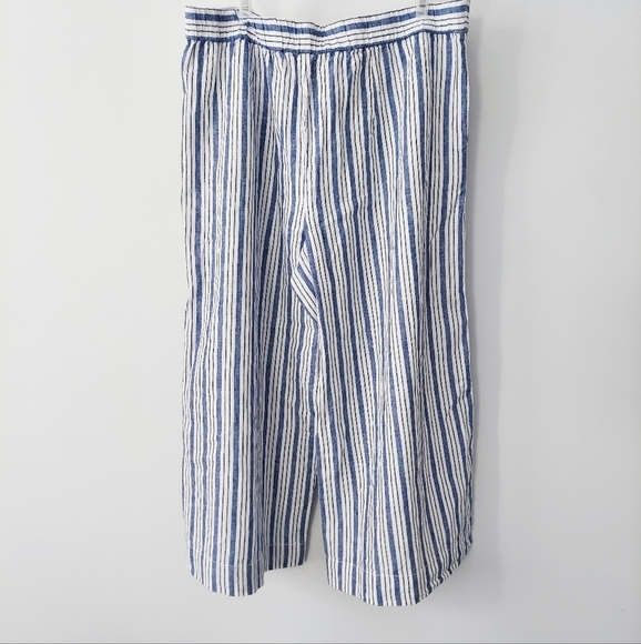 beachlunchlounge Bennett Linen Blend Cropped Pants with Pockets - Picture 4 of 13